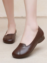Commute Solid Leather Spliced Low Heel Shoes