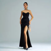 One-Shoulder Bust-Wrapped Hip-Covering Slit Dress