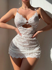 Halter Lace Hip-Hugging Dress