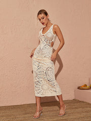 Henrik V Neck Hollow Maxi Dress