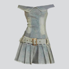 Women's strapless denim dress