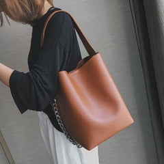 Fauro Chain Bucket Shoulder Bag