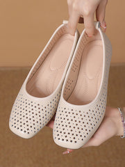 Heel Out Low Casual Shoes Hollow