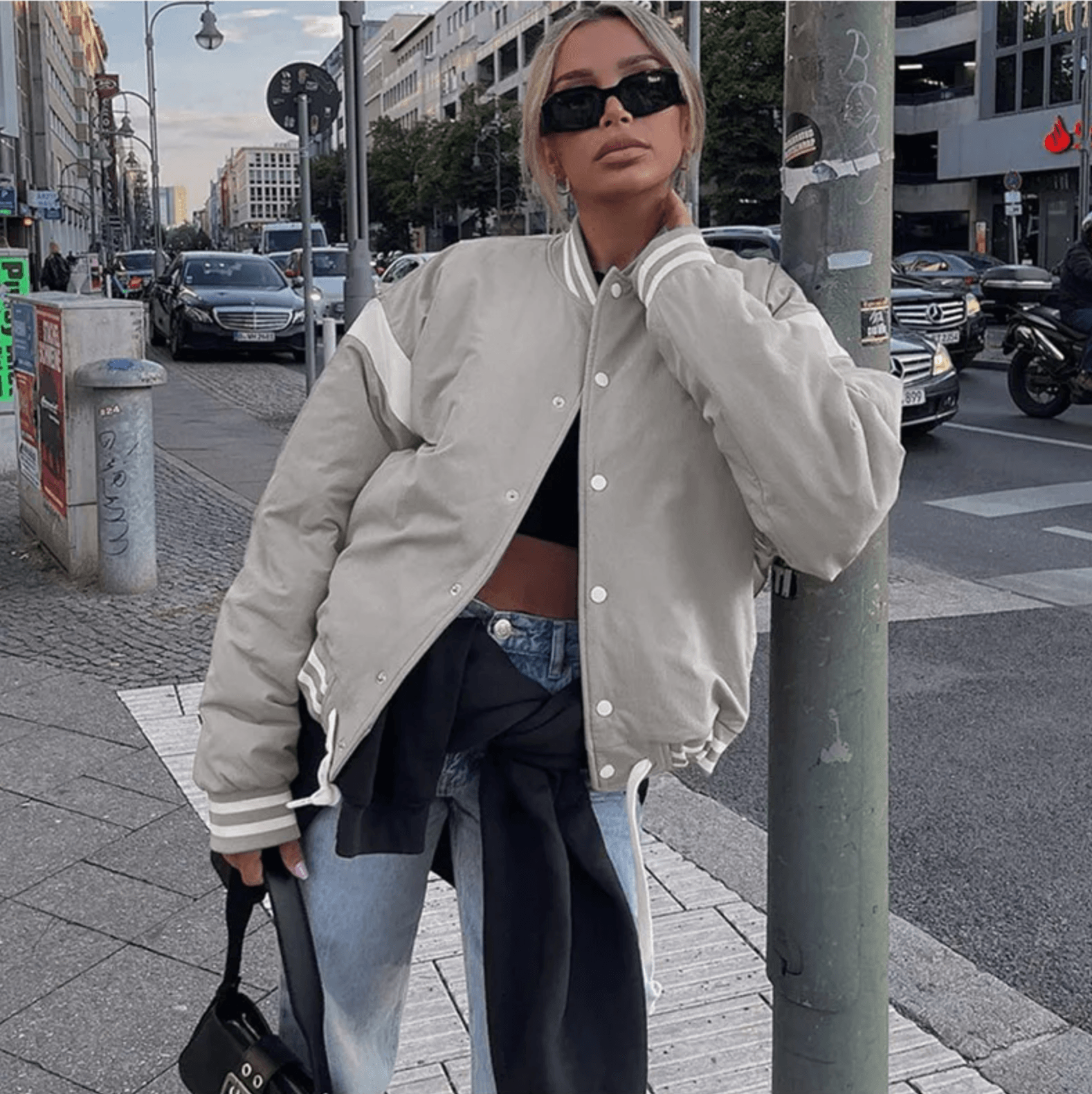 Extra besondere Loose Fit Kontrastjacke