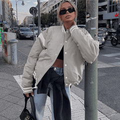 Extra besondere Loose Fit Kontrastjacke