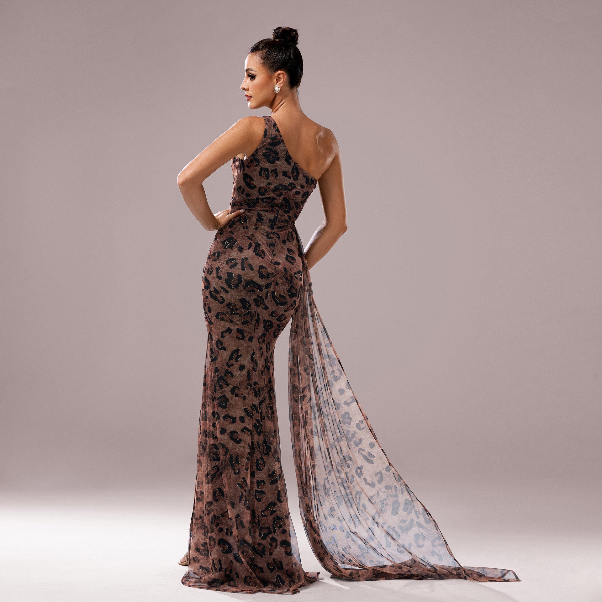 Slant Collar slim Fit Hip-Hugging Slit tail Dress