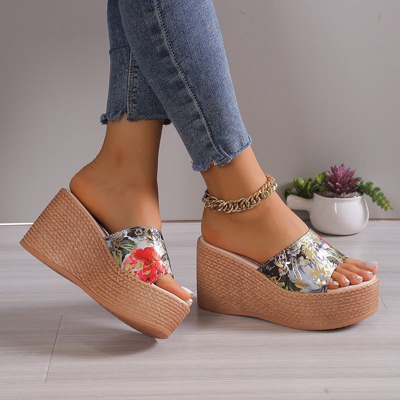 Printed Platform Sandal
