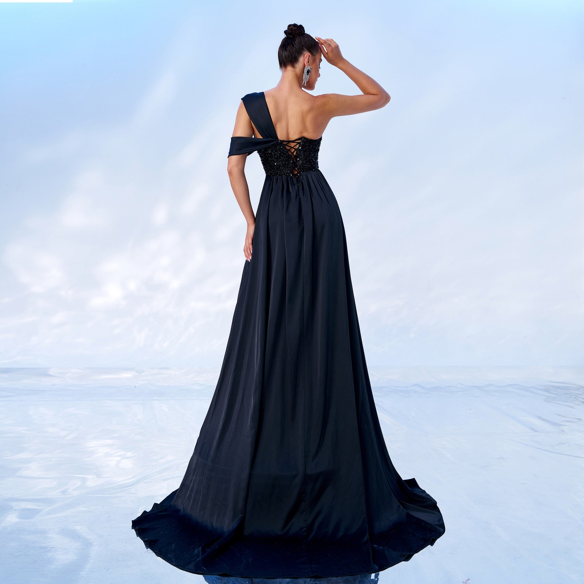 Slim waist sequined slit banquet evening dress