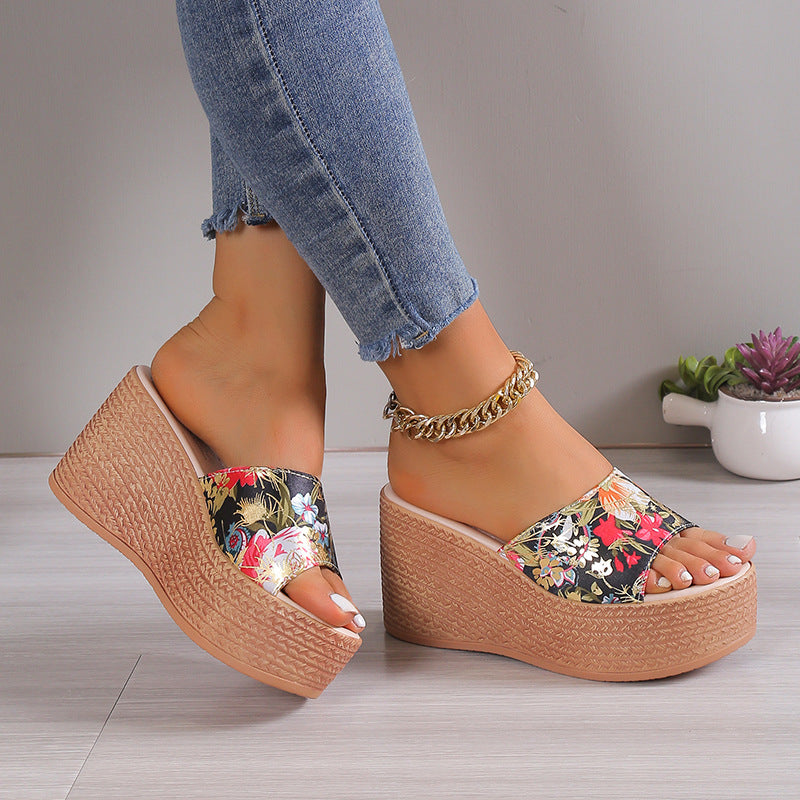 Printed Platform Sandal