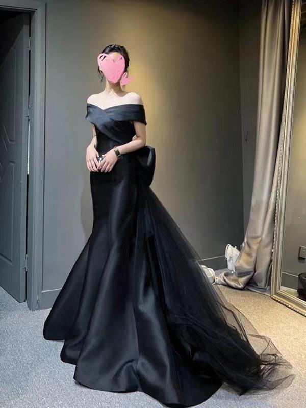 One-Shoulder High-End Fishtail Dress