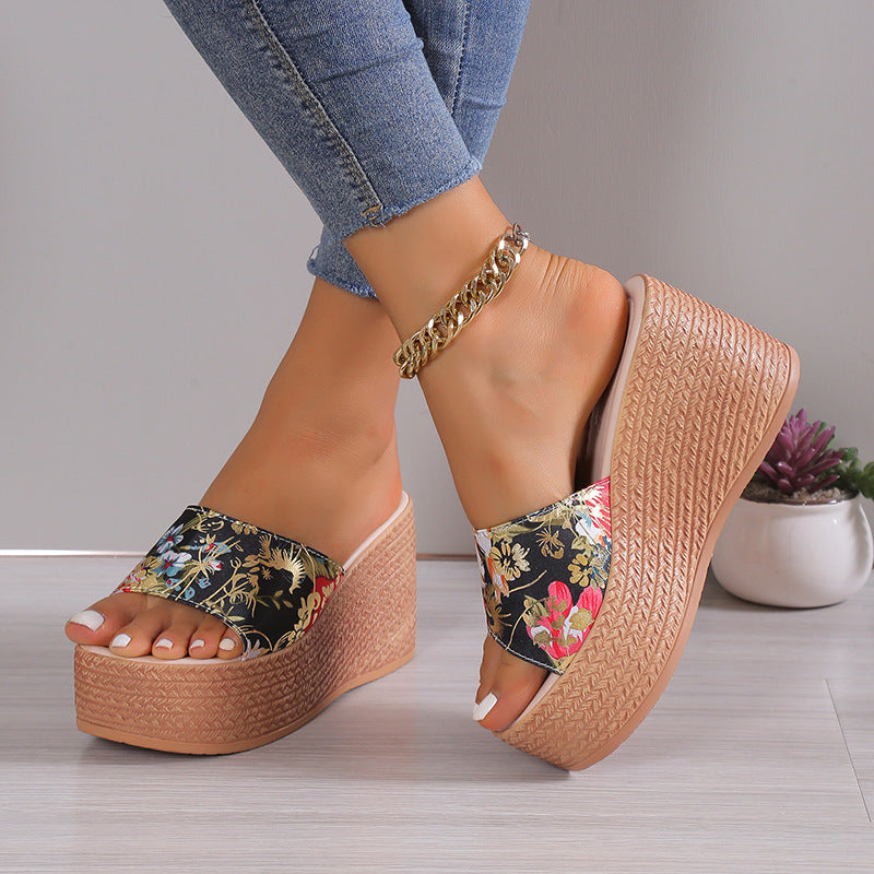 Printed Platform Sandal