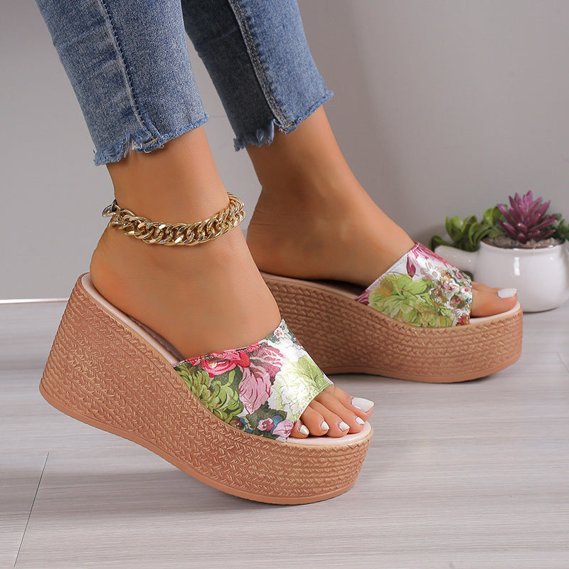 Printed Platform Sandal