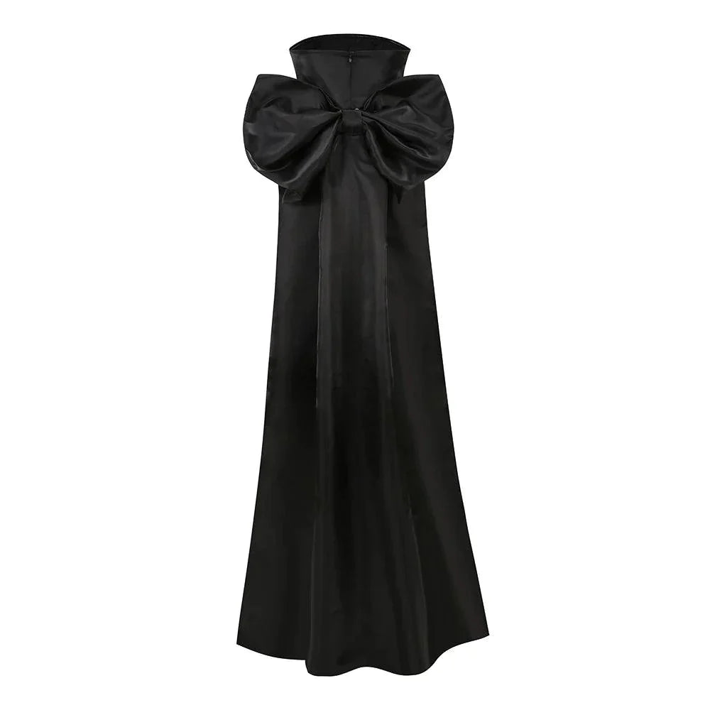 Beauty Of You – Übergroßes Satin-Minikleid mit Schleife