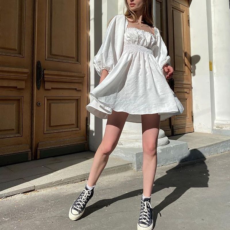 London Street – Sommer-Minikleid mit Puffärmeln