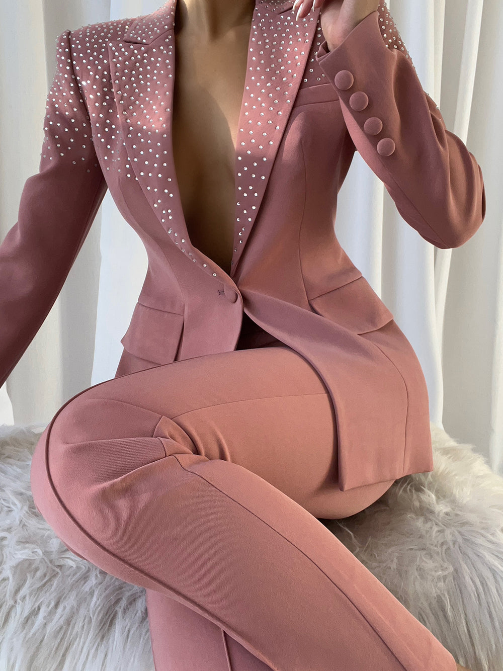 Conjunto de blazer y pantalón OTRA en coral