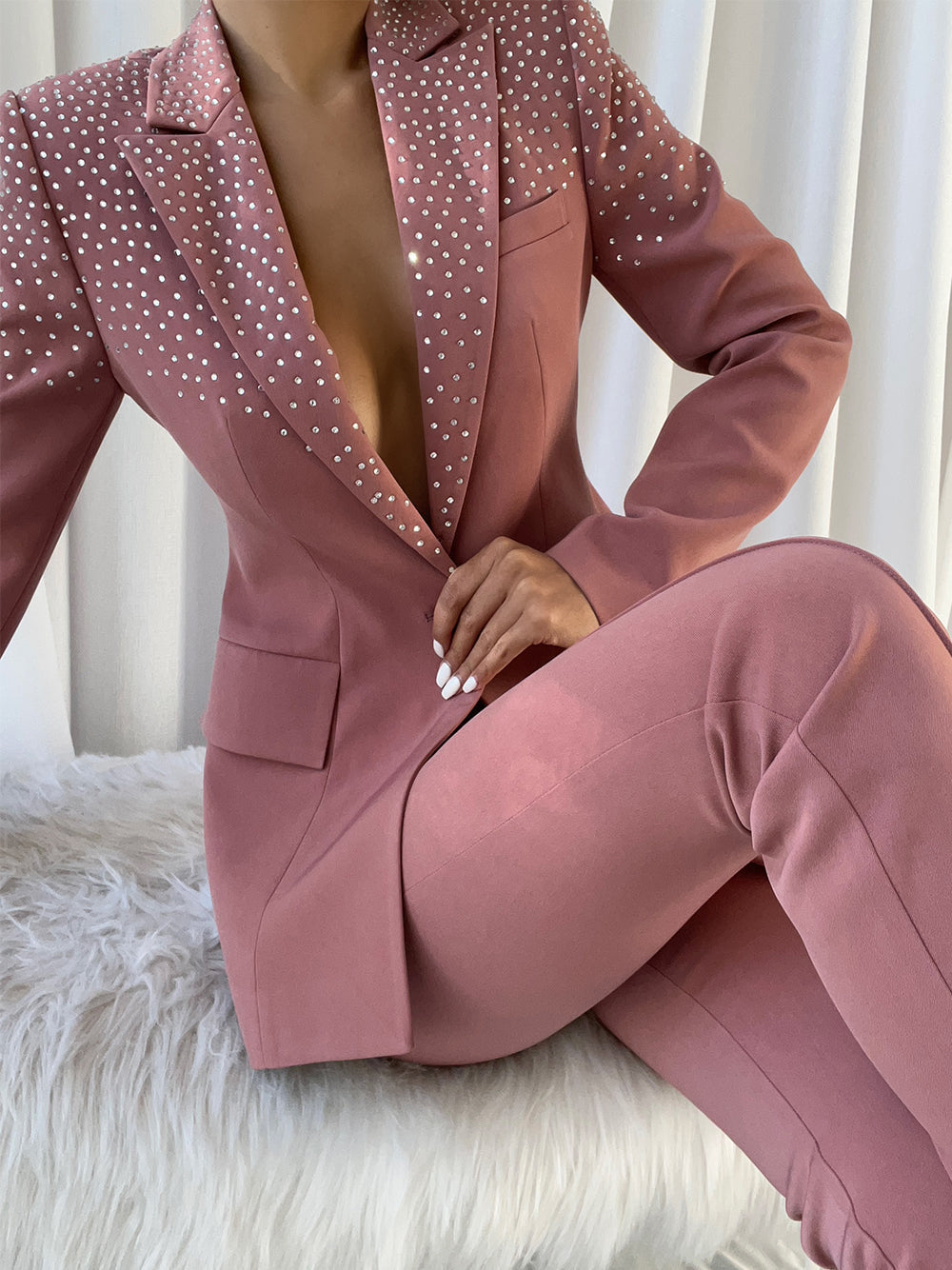 Conjunto de blazer y pantalón OTRA en coral