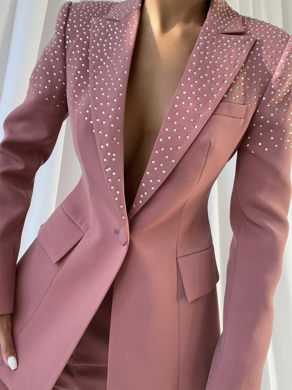 Conjunto de blazer y pantalón OTRA en coral