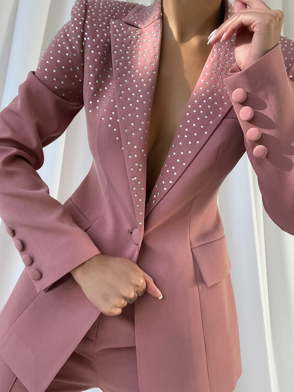 Conjunto de blazer y pantalón OTRA en coral