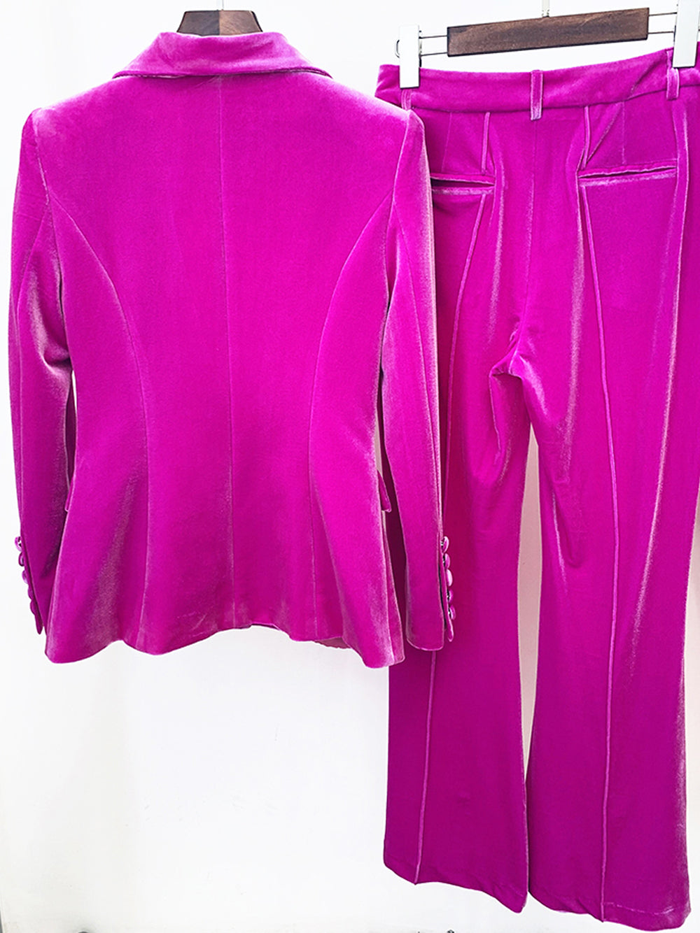 Conjunto de blazer de terciopelo y pantalón acampanado HINIYA en fucsia