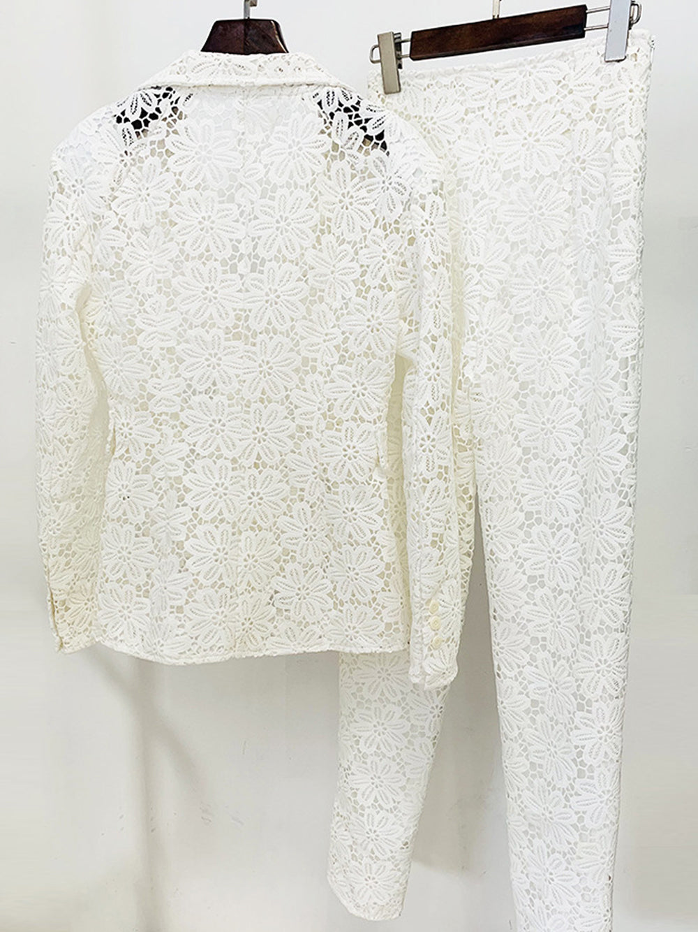 ERINE Blazer & Pants Set in White