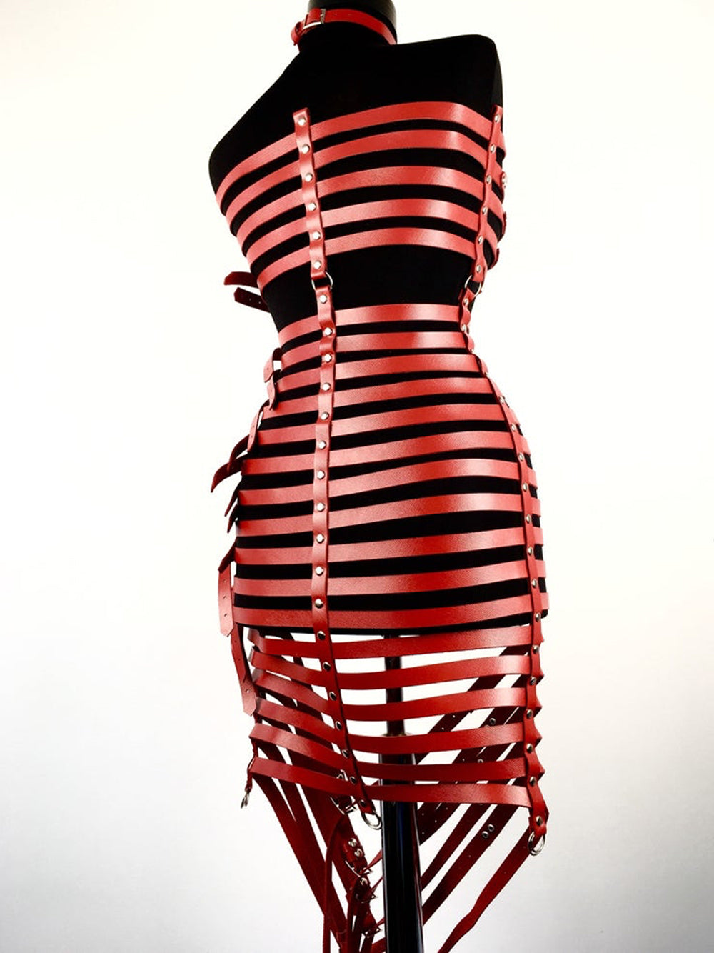 FIBBIA Buckle Belts Dress in Red