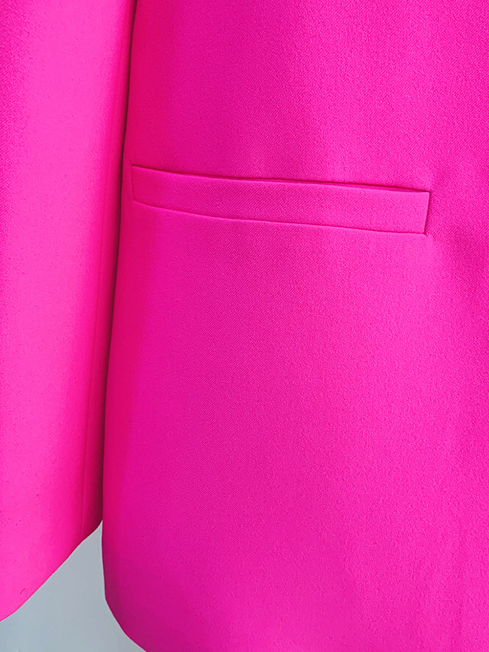 Conjunto de blazer y pantalón PETELE en fucsia 