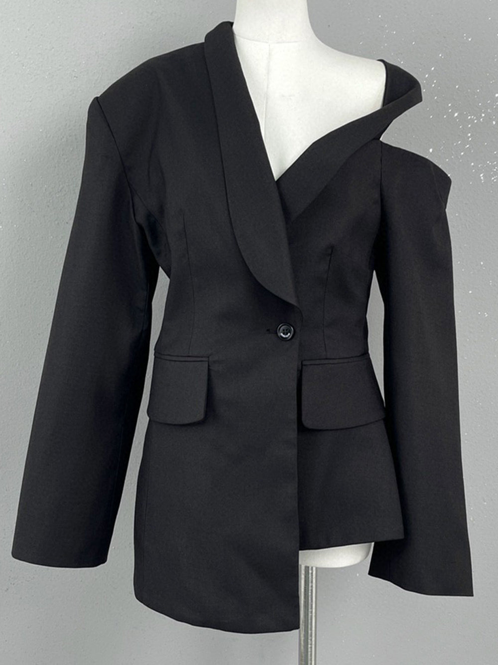 DEIDE Asymmetrischer Blazer in Blazk