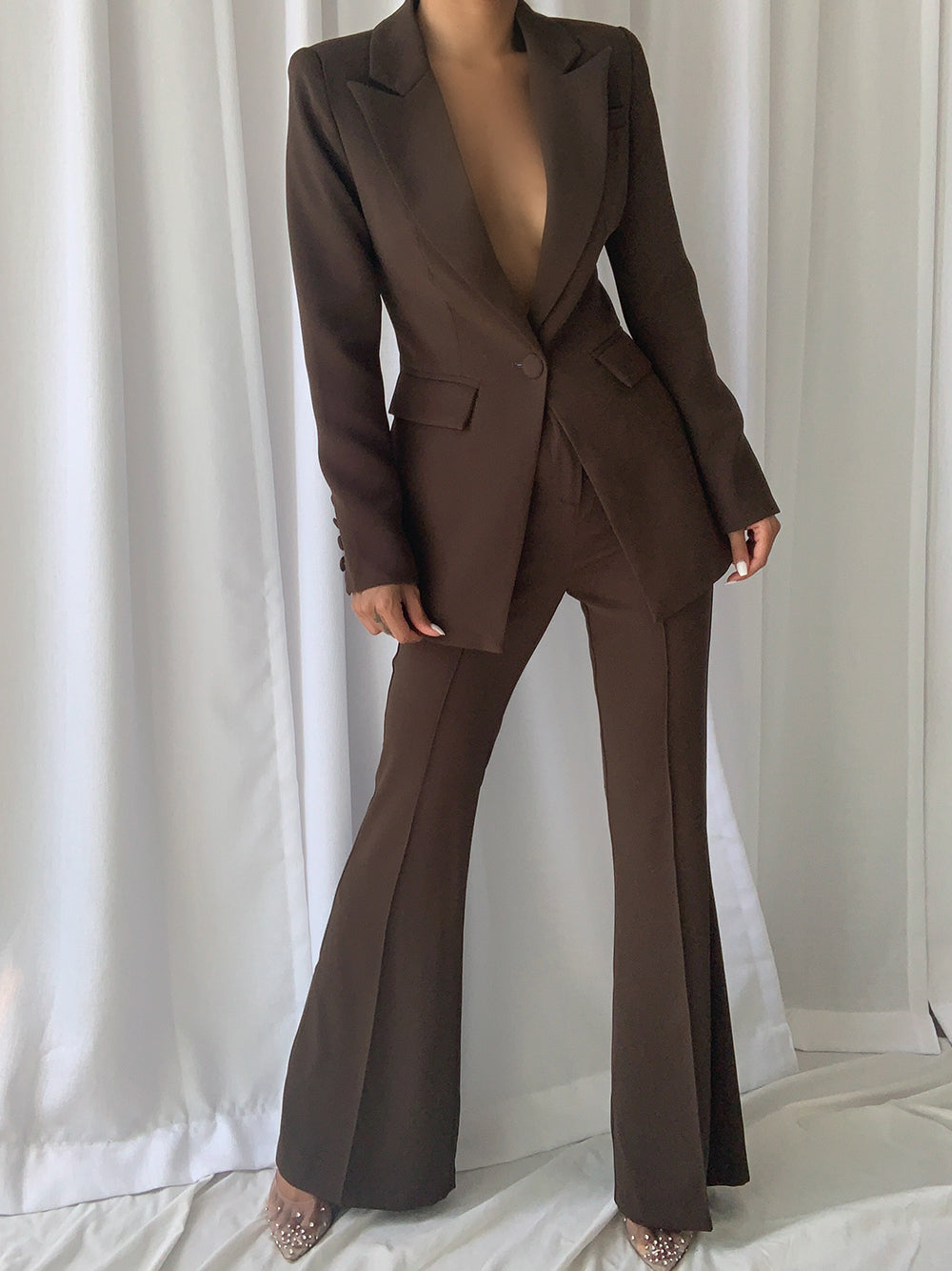 NAOMA Blazer & Flared Pants Set in Brown