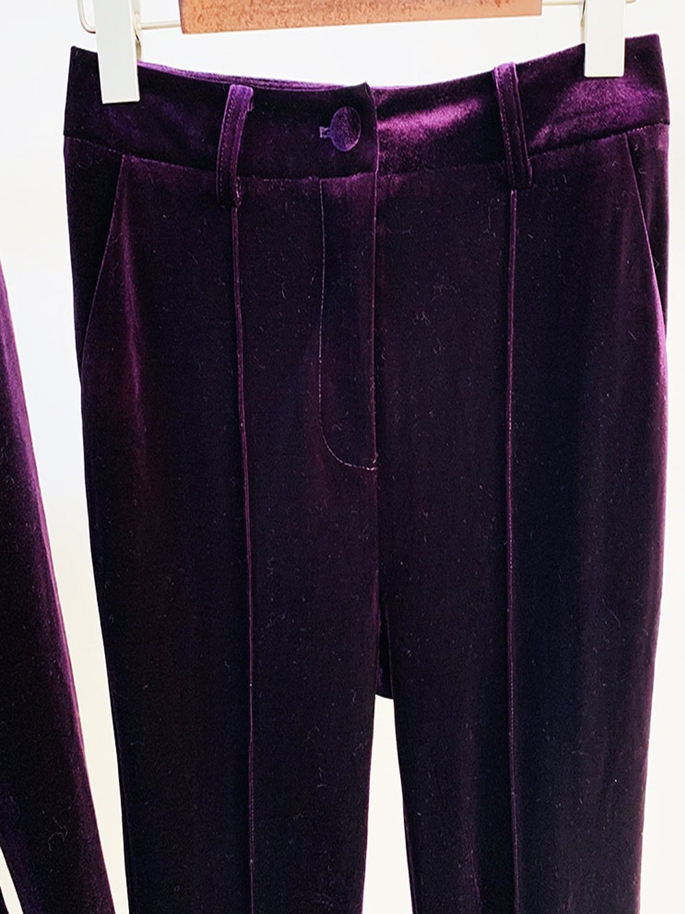 Conjunto de blazer de terciopelo y pantalón acampanado HINIYA en morado