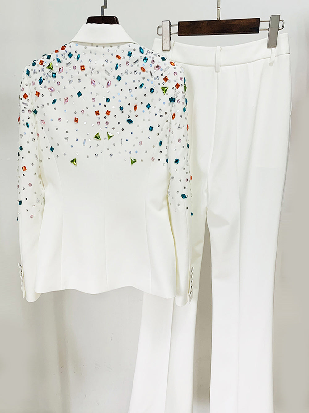 Conjunto de blazer y pantalón DIAMATE en blanco