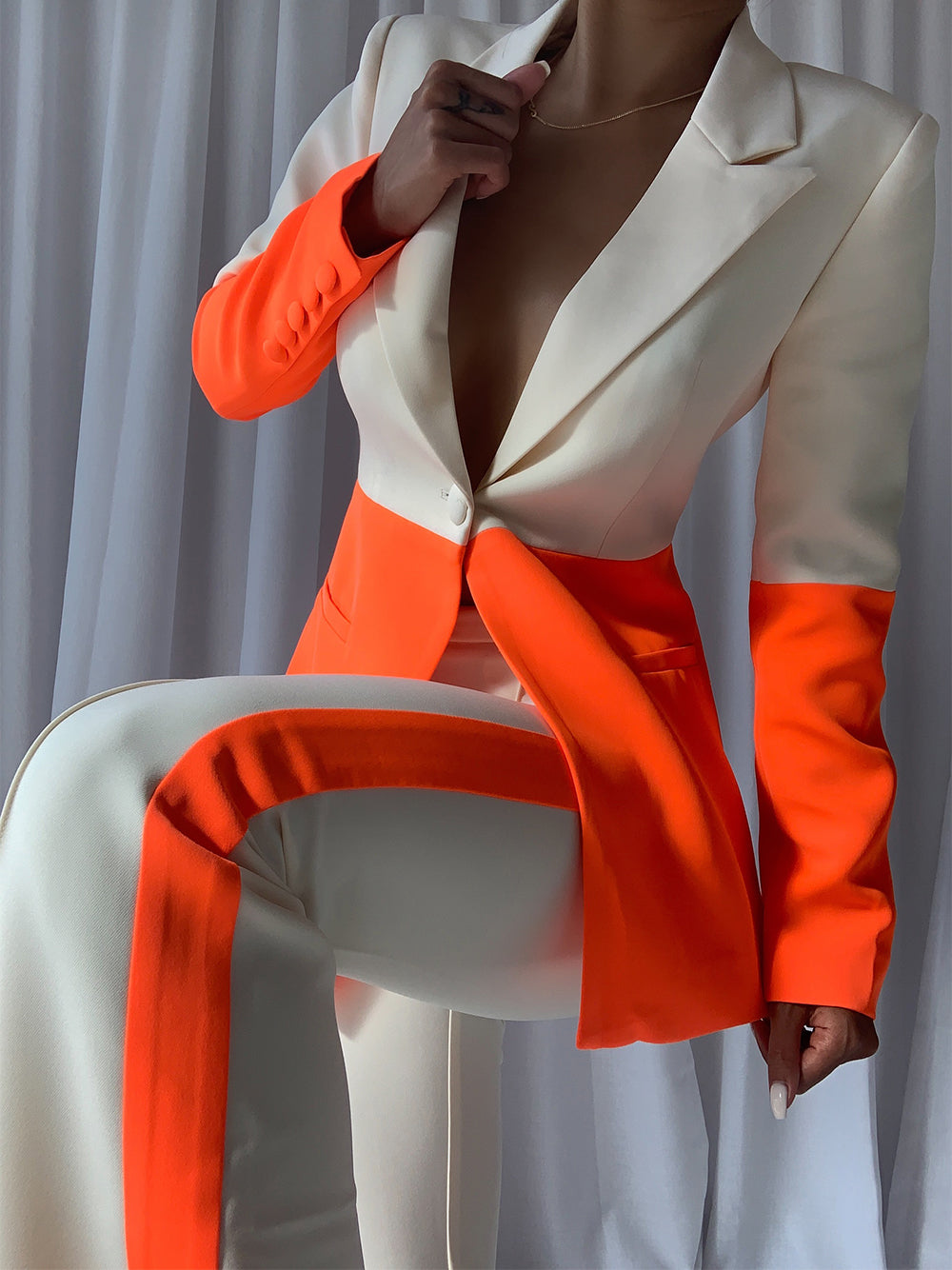 PETELE Blazer & Pants Set In Orange