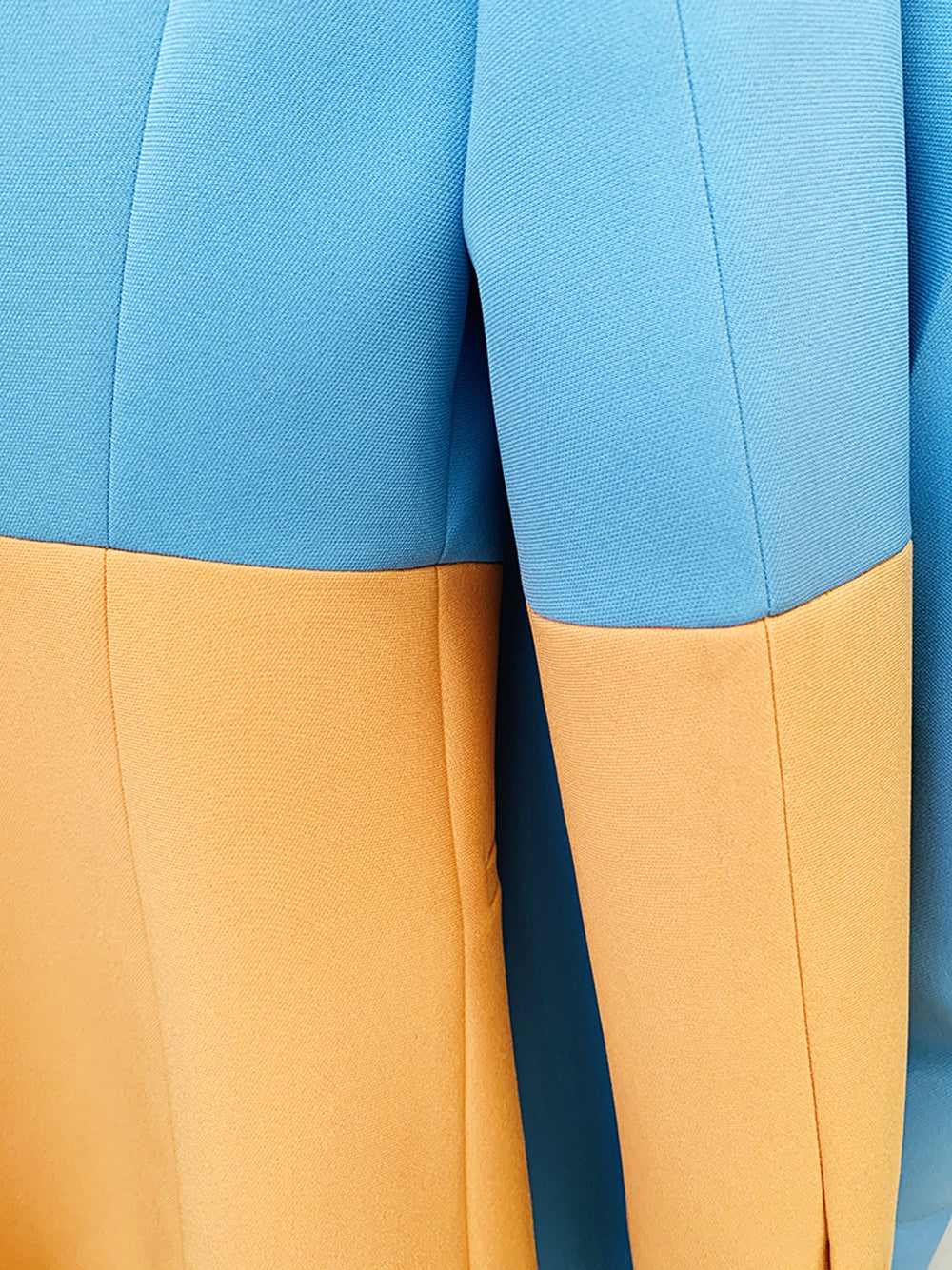 PETELE Blazer- und Hosenset in Blau und Orange