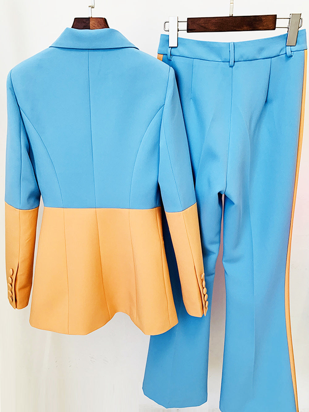 PETELE Blazer- und Hosenset in Blau und Orange