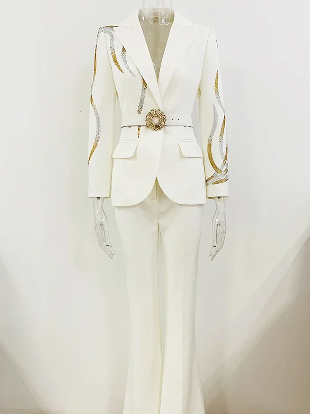 Conjunto de blazer y pantalón SHEA en blanco