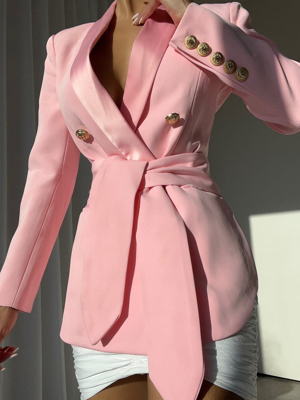 Zweireihiger Crêpe-Blazer mit Gürtel in Pink