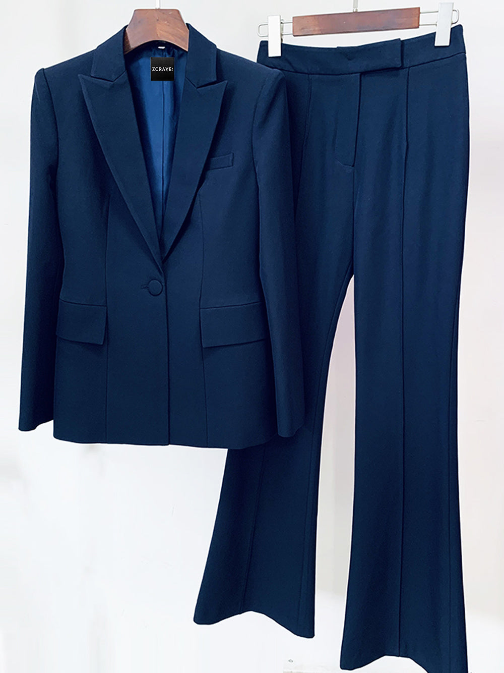 Conjunto de blazer y pantalón acampanado NAOMA en azul marino