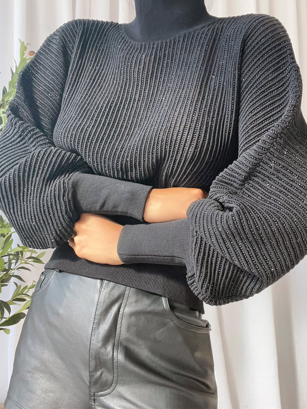 CHO Rippenstrick-Rollkragenpullover in Schwarz