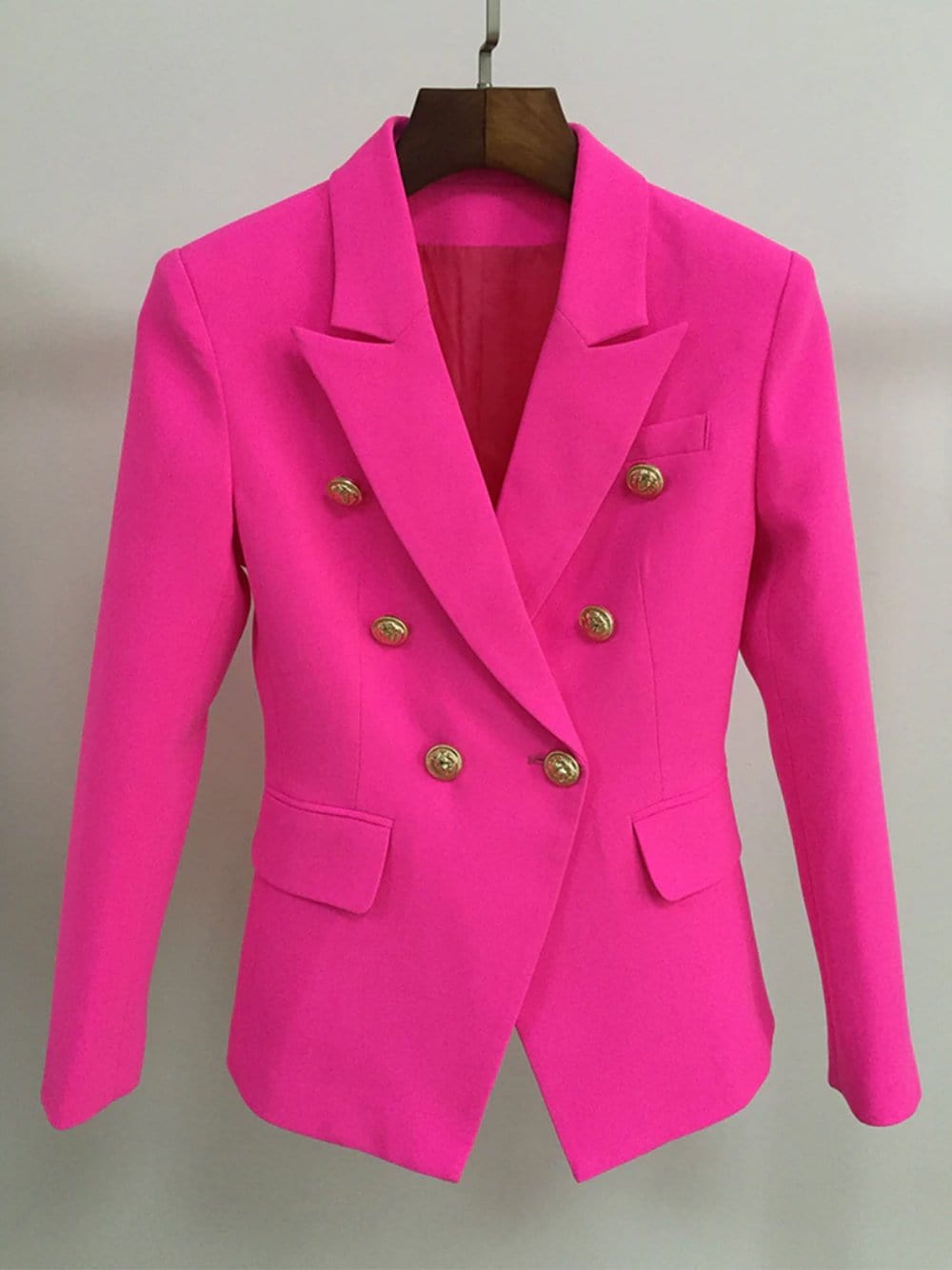 Blazer cruzado adornado con botones