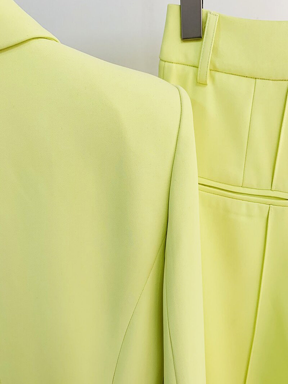 NAOMA Blazer & Flared Pants Set in Lime