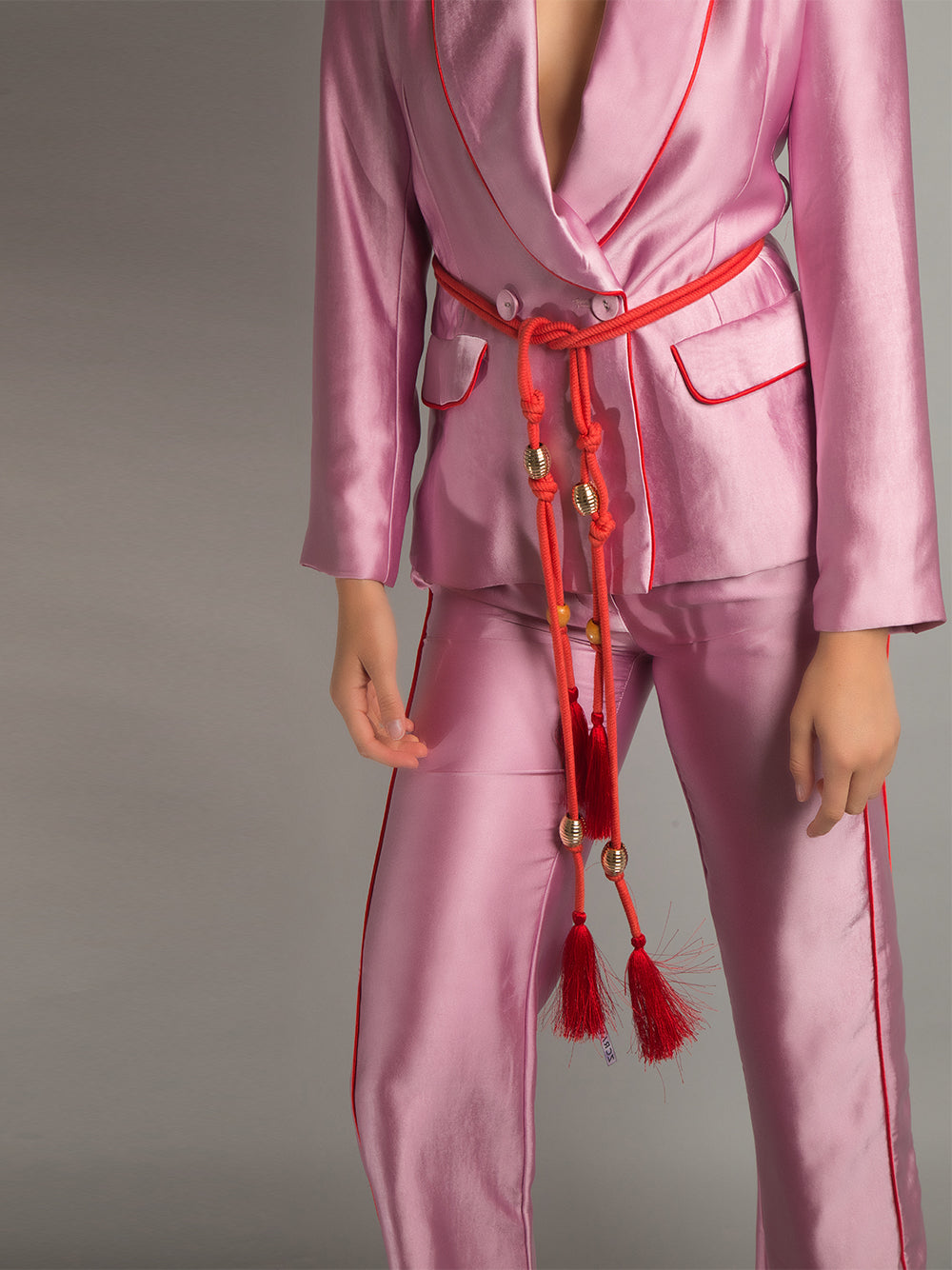 Conjunto de pijama de satén con blazer y pantalón a juego en rosa 