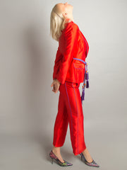 Pyjama-Set aus Satinblazer und Hose in Rot