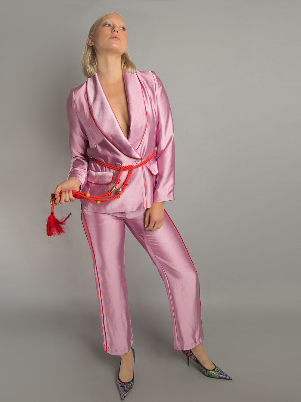 Conjunto de pijama de satén con blazer y pantalón a juego en rosa 