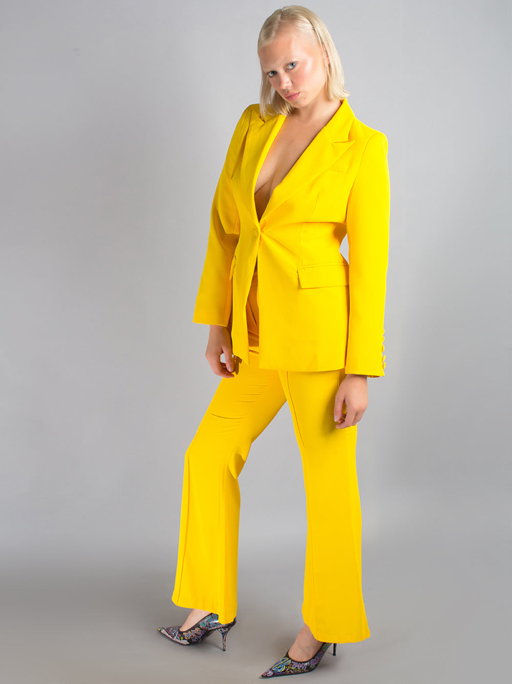 NAOMA Blazer & Flared Pants Set in Yellow