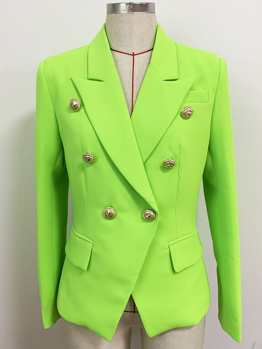 Blazer cruzado en verde neón