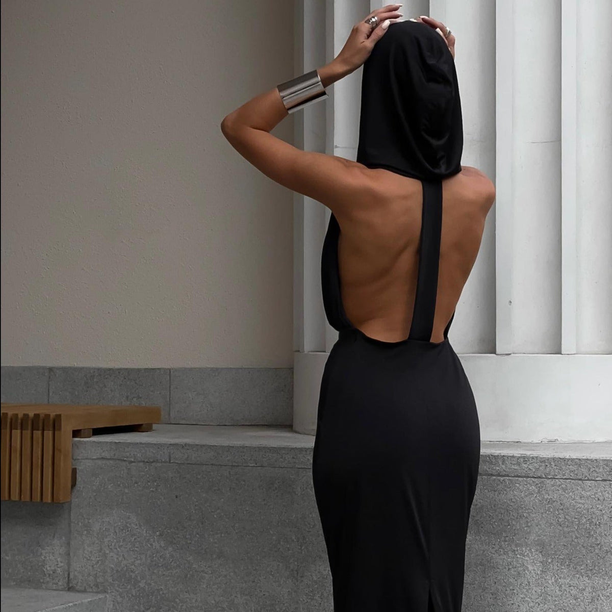 Idealistic Hood Backless Maxi Dress