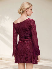 Off-The-Shoulder Long-Sleeved Short Skirt