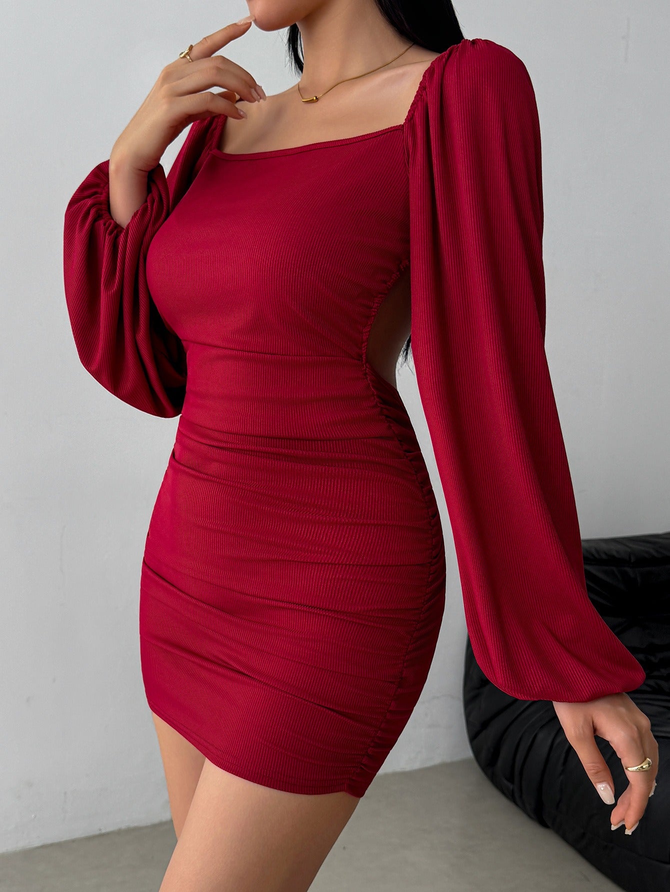 Long-Sleeved Body-Hugging Dress