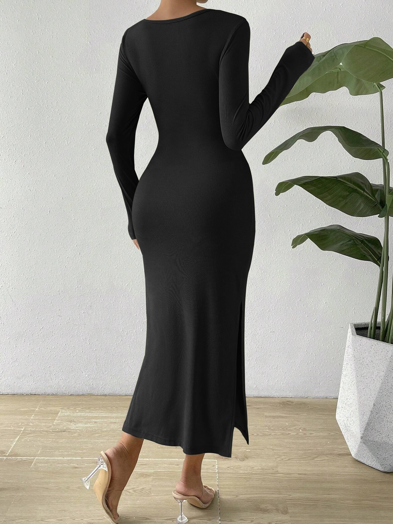 Hollowed-Out Slit Figure-Hugging Dress