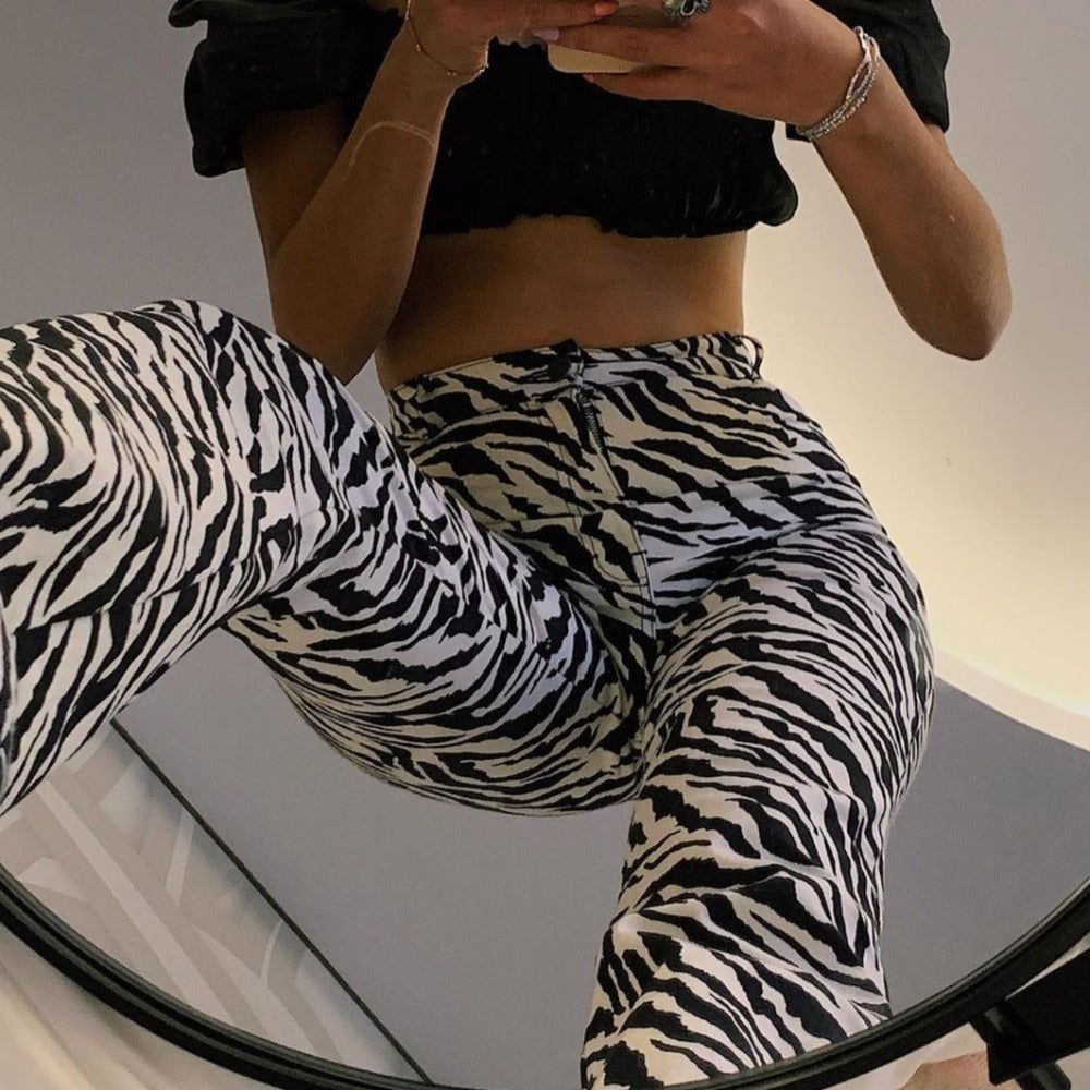 This Is Espionage – Hose mit Zebra-Print und hoher Taille