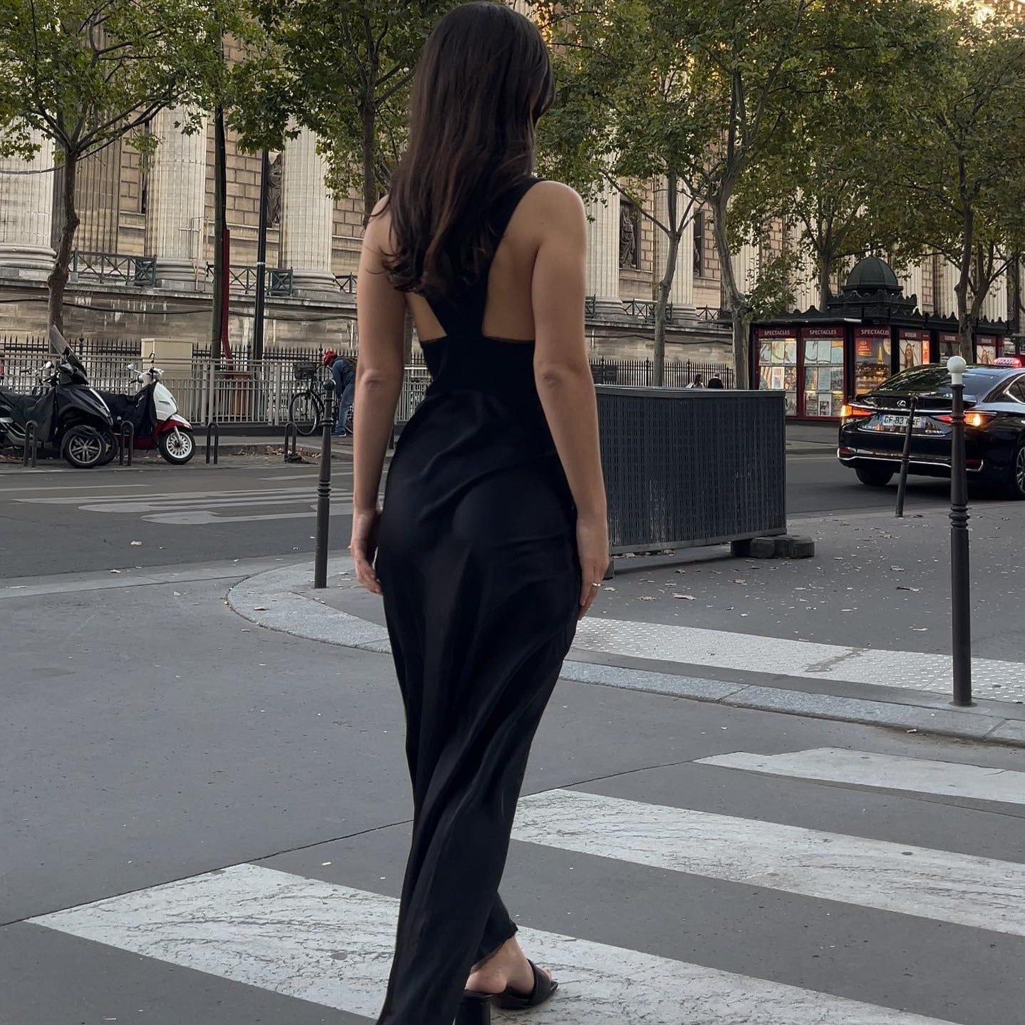 Vestido largo con encaje y aberturas Forever Yours